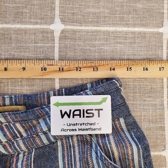 Democracy Size 4 Linen Blend Vertical Stripe Fringe Hem Capri Pants Summer - Picture 11 of 11